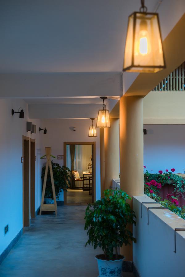 Bamboo Cultural Lake Inn Ninglang Exteriör bild